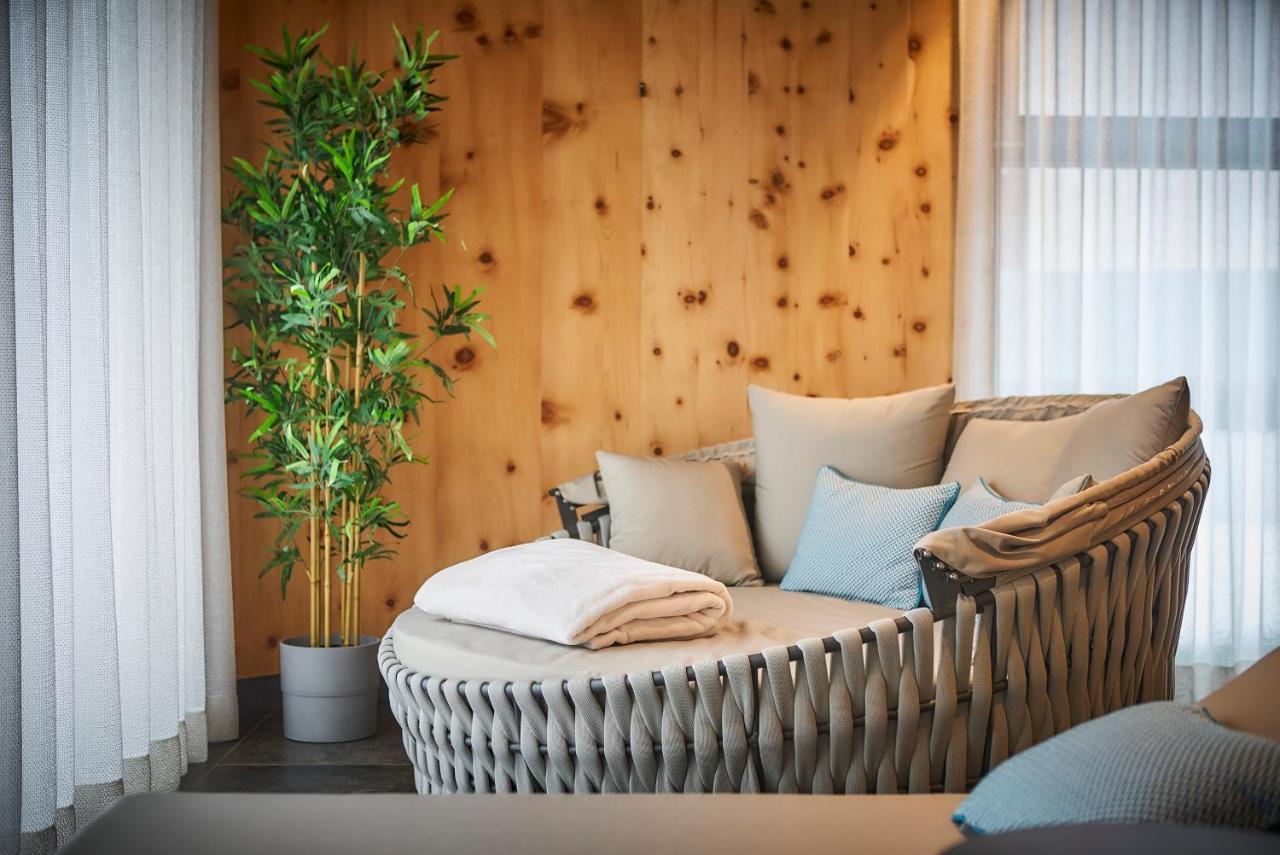Hotel Astrid - Inklusive Kostenfreier Jokercard Σάαλμπαχ-Χίντεργκλεμ Εξωτερικό φωτογραφία